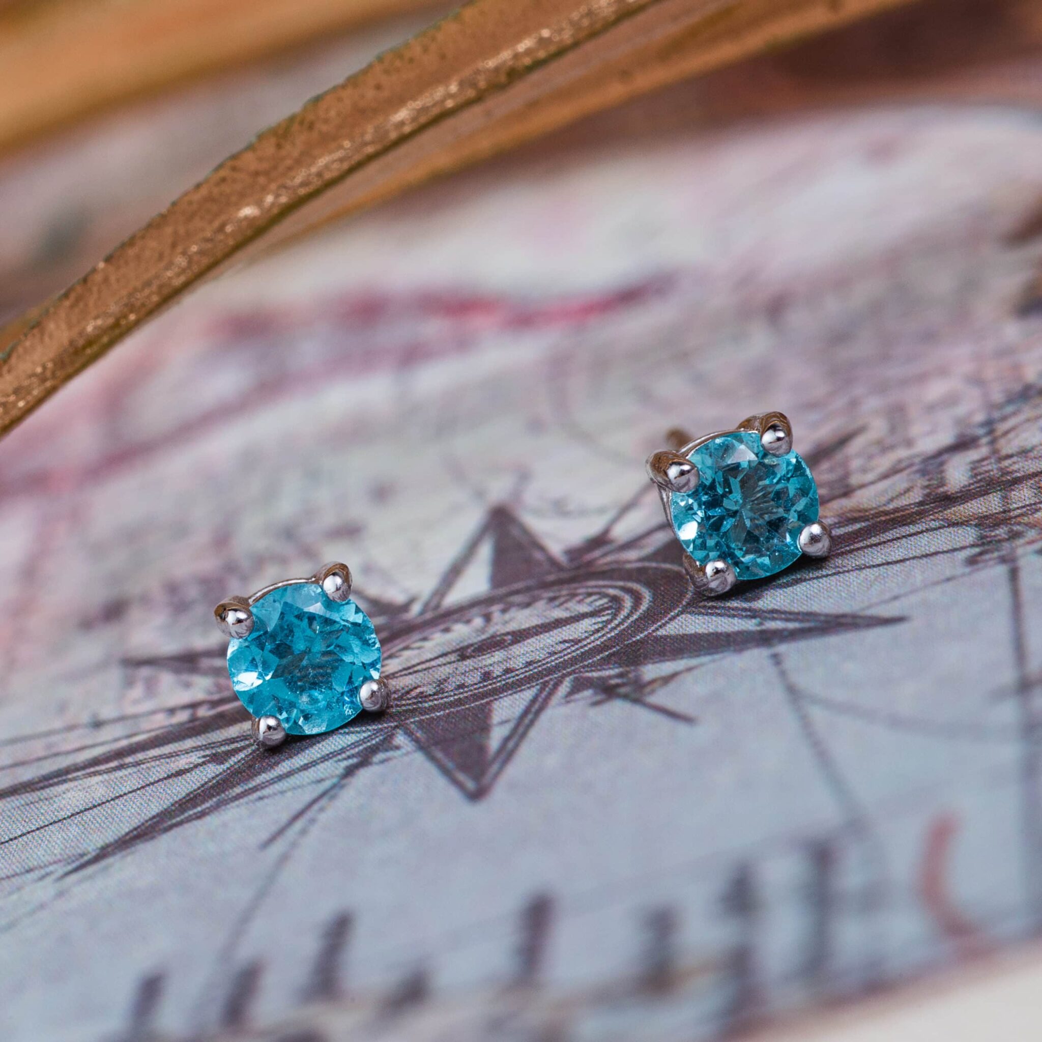 apatite boucles d'oreilles 4mm apatite boucles d'oreilles 4mm