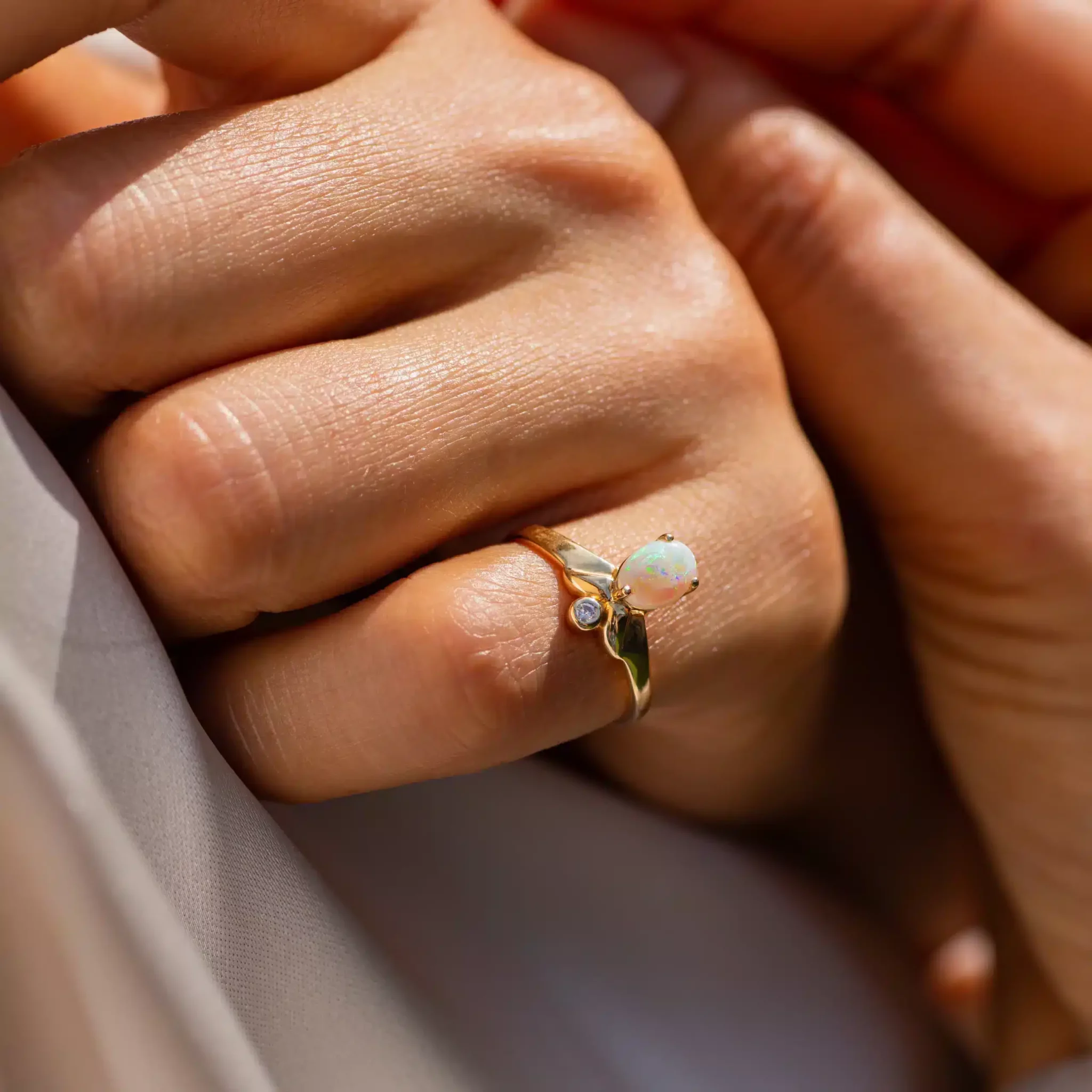 opale d'australie bague en or diane opale d'australie bague en or diane