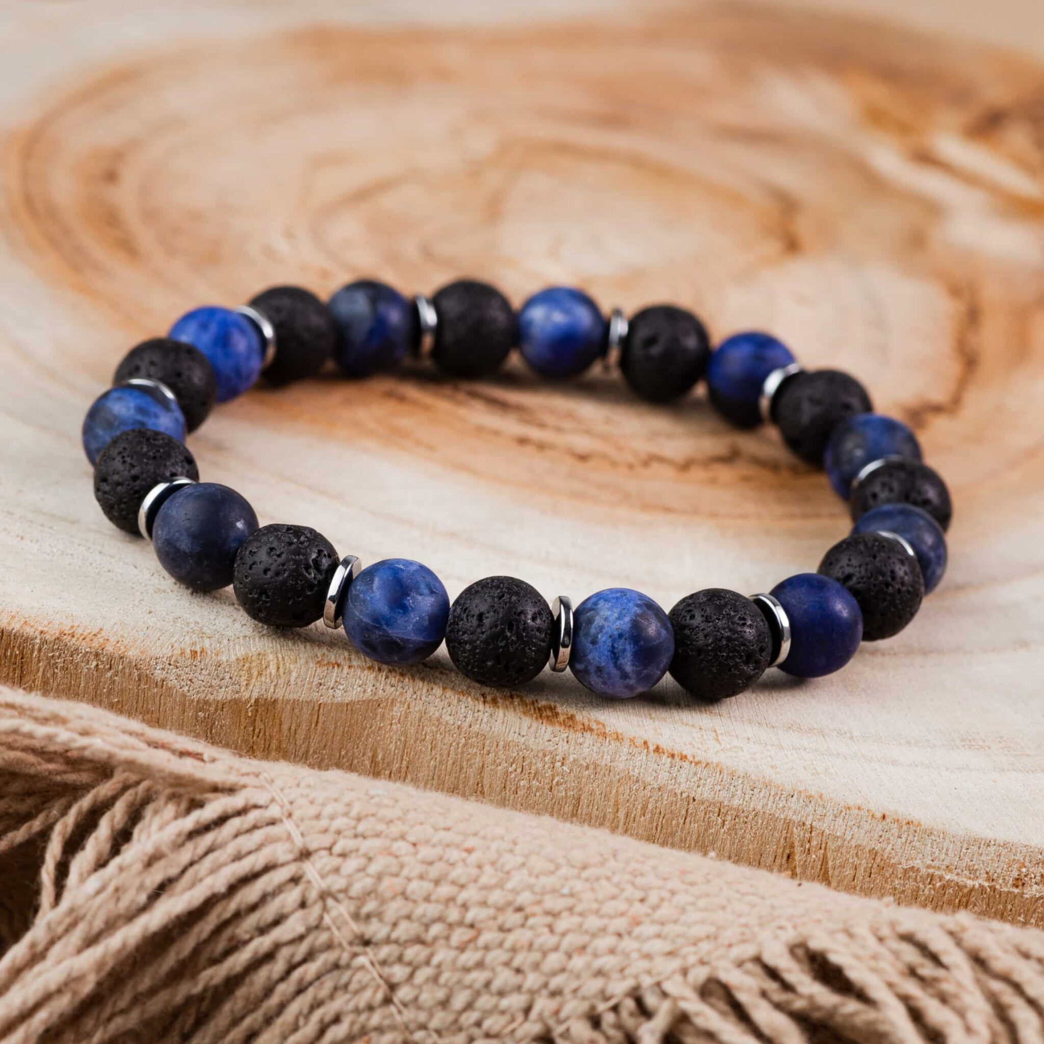 bracelet homme sodalite & pierre de lave 8mm 21cm bracelet homme sodalite & pierre de lave 8mm 21cm