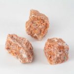 calcite orchidee pierre brute 1 scaled 1.jpg