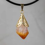 citrine pointe pendentif artisanat dore2 1 scaled 1.jpg