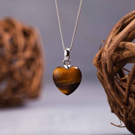 oeil de tigre coeur pendentif