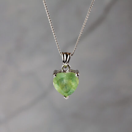 coeur prehnite2 scaled 1.jpg