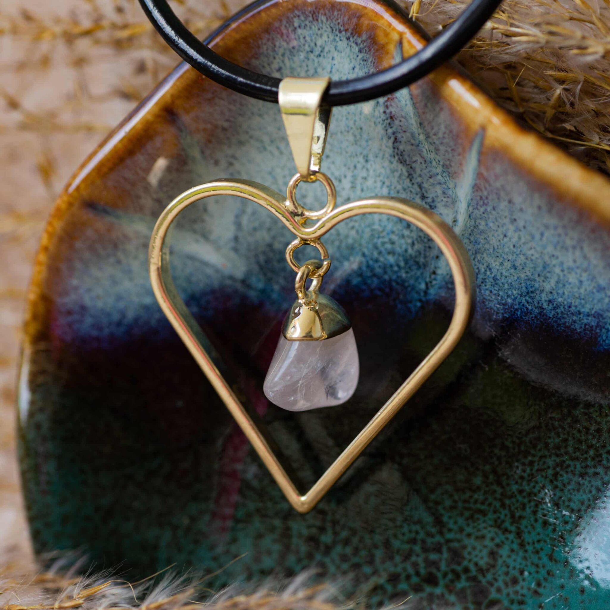 pendentif coeur quartz rose doré pendentif coeur quartz rose doré