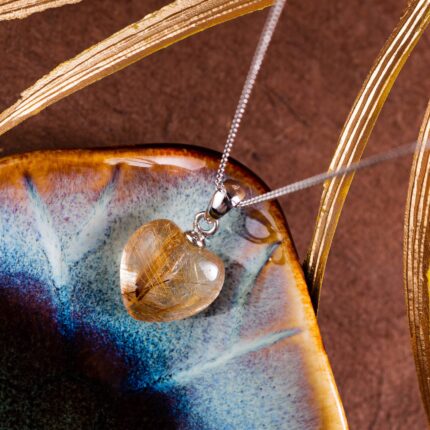 quartz rutile coeur pendentif