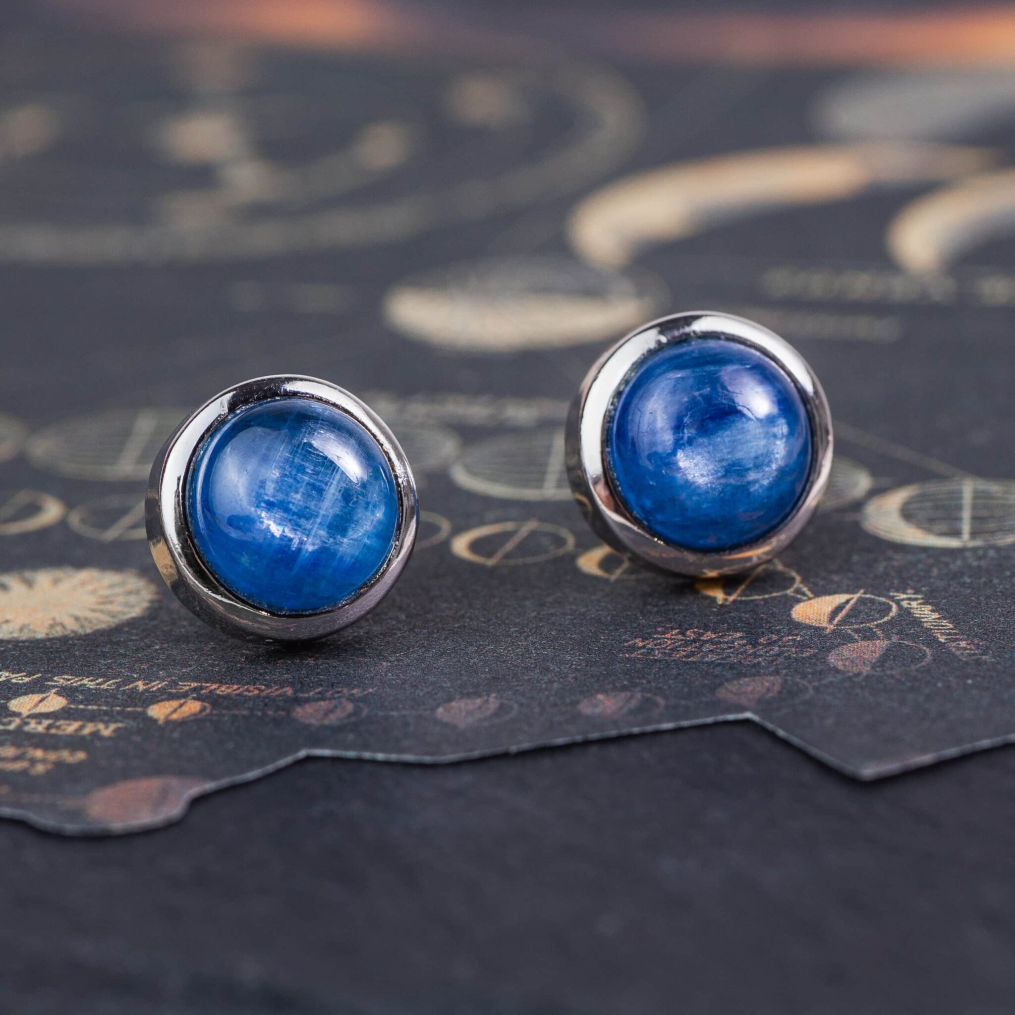 cyanite boucles d'oreilles 10mm cyanite boucles d'oreilles 10mm