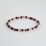 Bracelet élastique de perles facettées multicolores et dorées