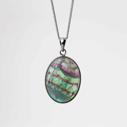fluorite pendentif2 scaled 1.jpg