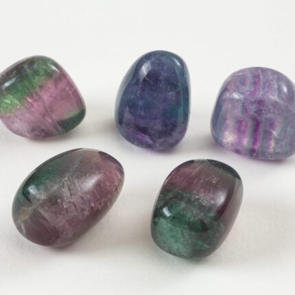 fluorite pierre roulee3 1 scaled 1.jpg