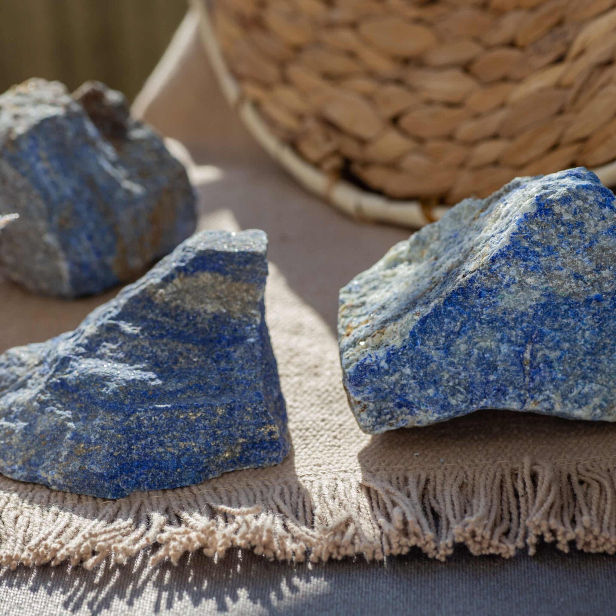lapis lazuli pierre brute lapis lazuli pierre brute