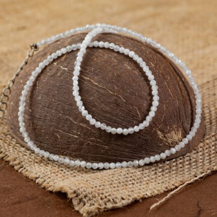 collier pierre de lune facettes 3mm