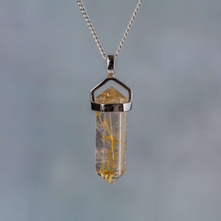 quartz rutile pointe2 1 scaled 1.jpg