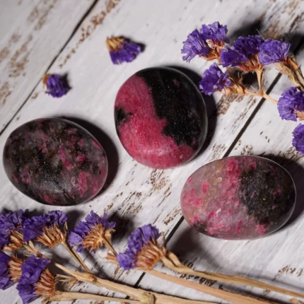 rhodonite pierre roulee1.webp