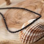 collier spinelle facettes 3mm