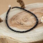 collier spinelle facettes 4mm