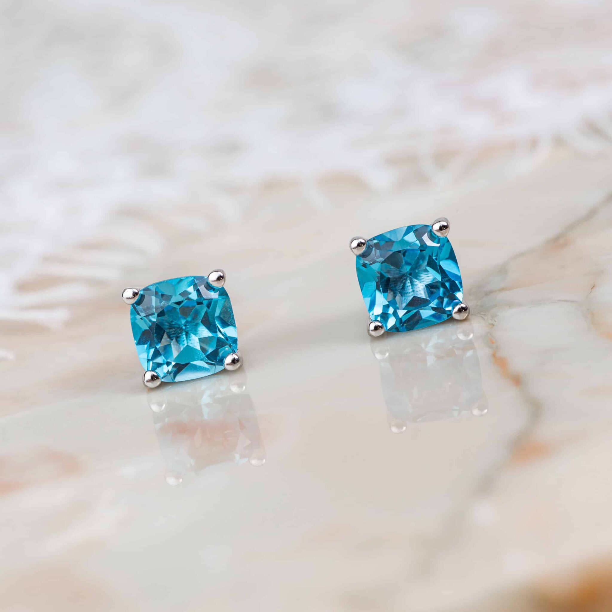 topaze bleue boucles d'oreilles 5mm topaze bleue boucles d'oreilles 5mm