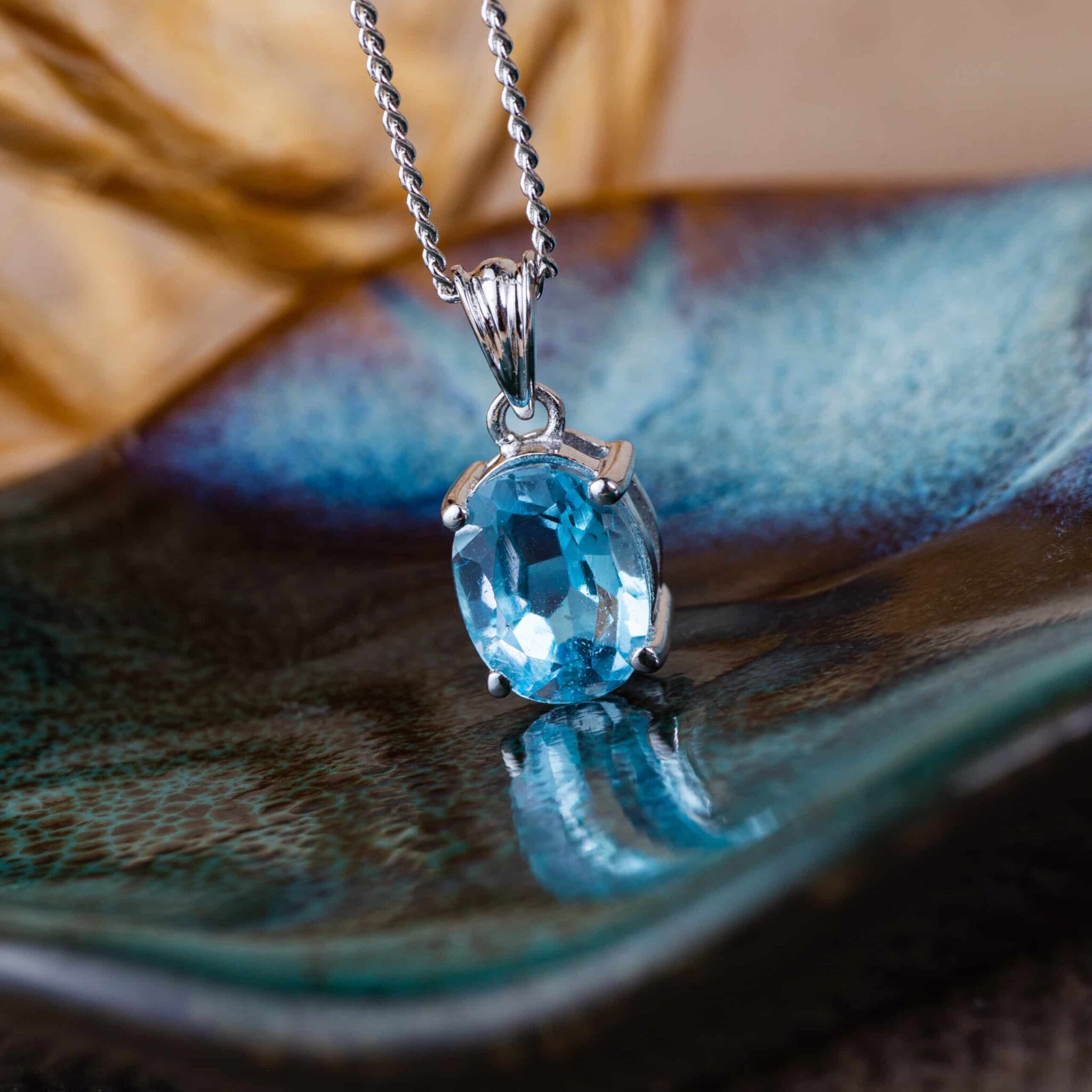 topaze bleue pendentif 14mm topaze bleue pendentif 14mm