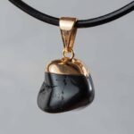 tourmaline pendentif artisanat dore2 1 scaled 1.jpg